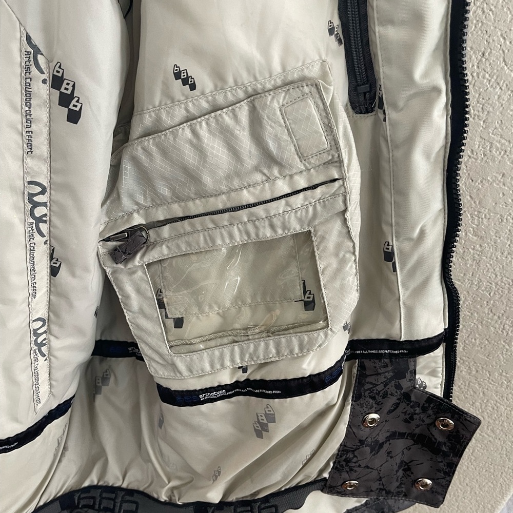 686 Black And Gray Patterned Jacket - image 6